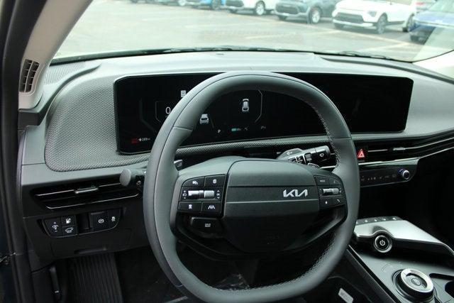 new 2025 Kia EV6 car, priced at $47,215