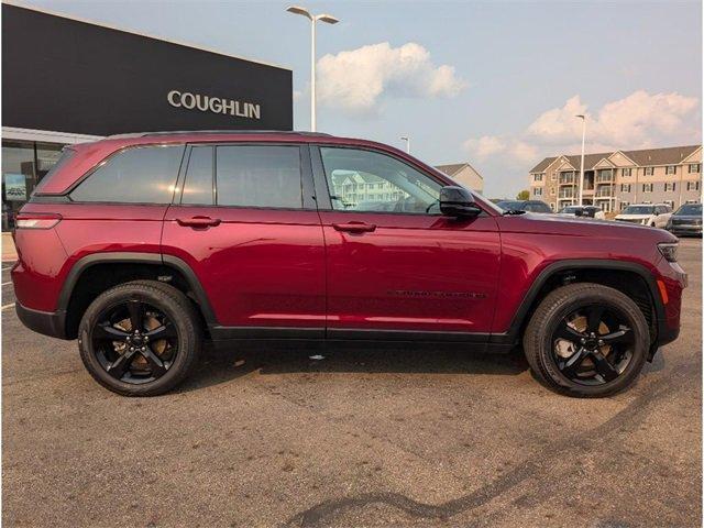 used 2024 Jeep Grand Cherokee car, priced at $38,465