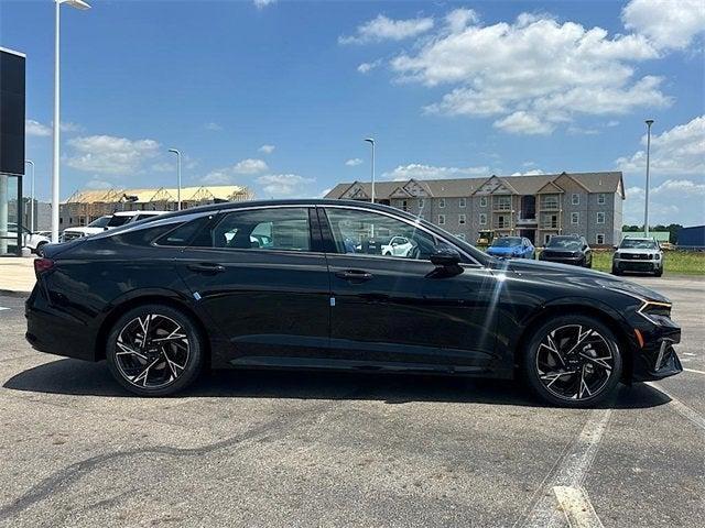 new 2025 Kia K5 car, priced at $30,650