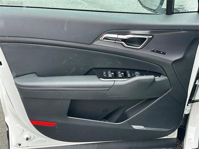 new 2025 Kia Sportage Hybrid car, priced at $38,792