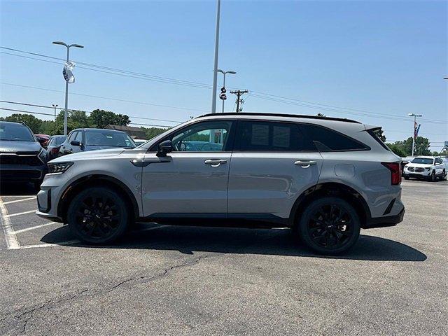 used 2022 Kia Sorento car, priced at $32,352