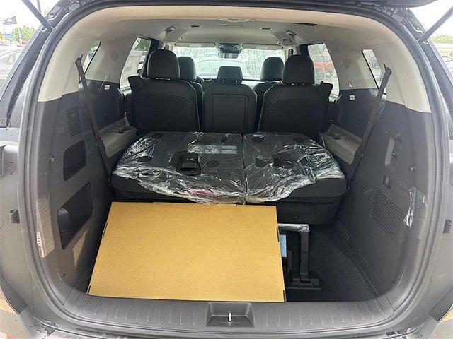 new 2025 Kia Carnival car, priced at $39,776