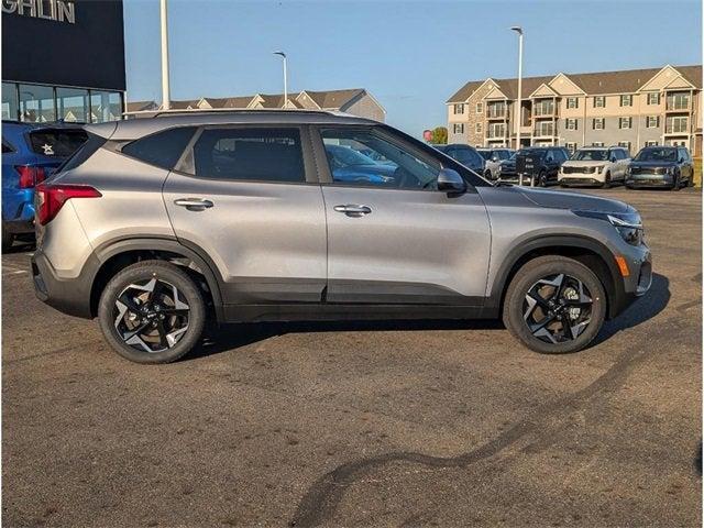 new 2026 Kia Seltos car, priced at $25,238