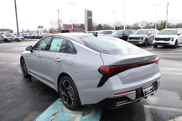 new 2025 Kia K5 car, priced at $30,168