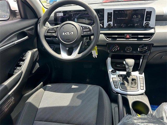 new 2025 Kia Seltos car, priced at $25,996
