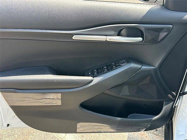 new 2025 Kia Seltos car, priced at $25,996