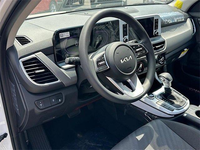 new 2025 Kia Seltos car, priced at $25,996