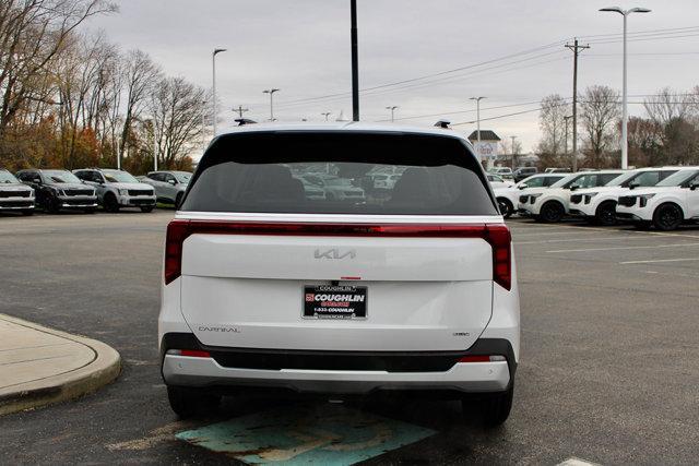 new 2025 Kia Carnival Hybrid car, priced at $43,423