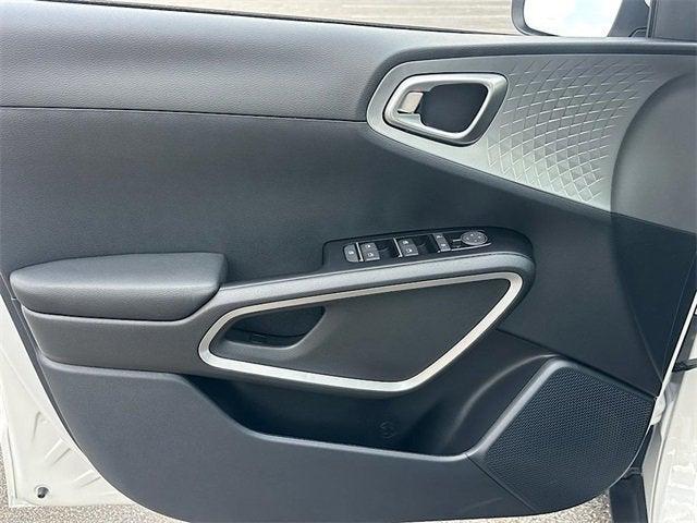 new 2025 Kia Soul car, priced at $21,819