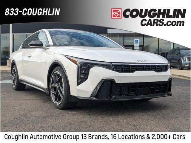 new 2025 Kia K4 car, priced at $24,570