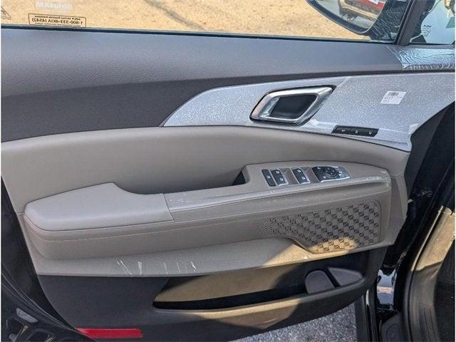 new 2026 Kia Carnival Hybrid car, priced at $43,067