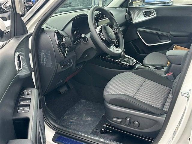 new 2025 Kia Soul car, priced at $23,977