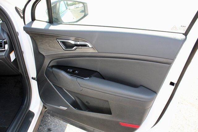 new 2024 Kia Sportage Plug-In Hybrid car, priced at $35,991