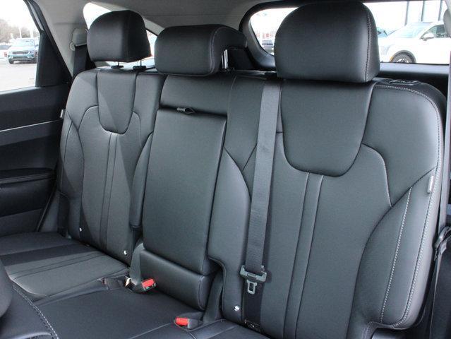 new 2025 Kia Sorento car, priced at $37,135