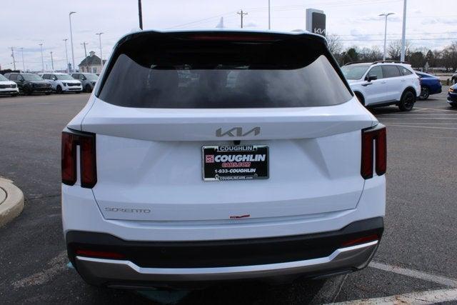 new 2025 Kia Sorento car, priced at $32,635