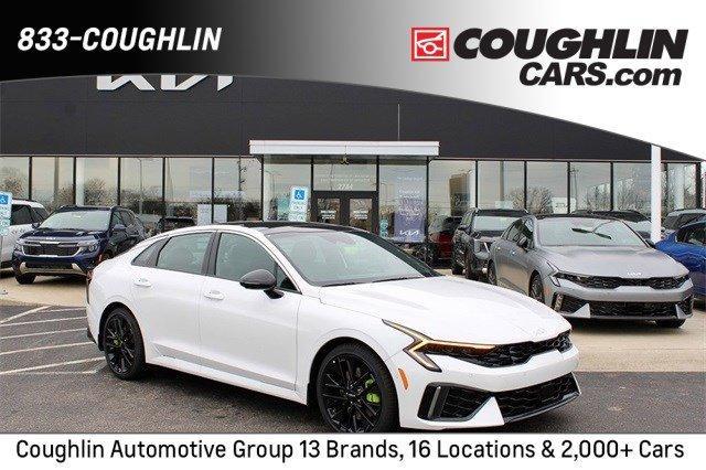 used 2025 Kia K5 car, priced at $35,333