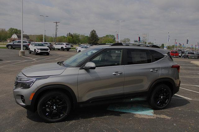 new 2025 Kia Seltos car, priced at $30,190