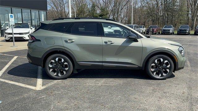 new 2024 Kia Sportage Plug-In Hybrid car, priced at $39,124