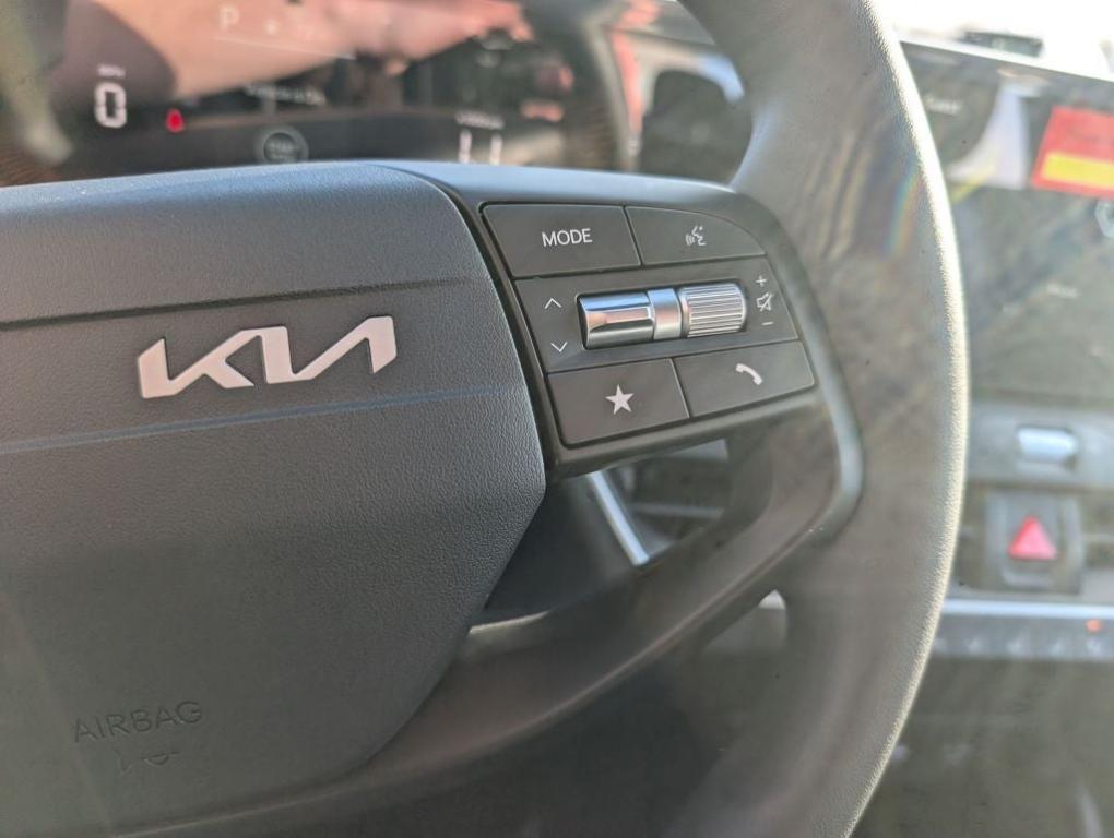 new 2025 Kia K4 car, priced at $22,208