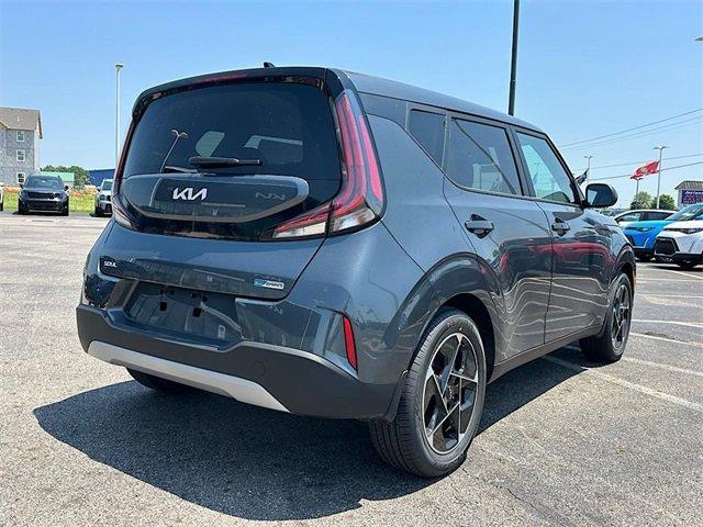 new 2025 Kia Soul car, priced at $25,154
