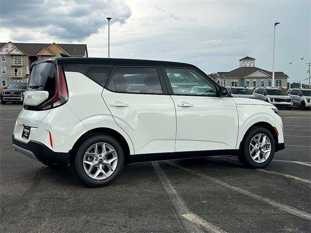 new 2025 Kia Soul car, priced at $23,977