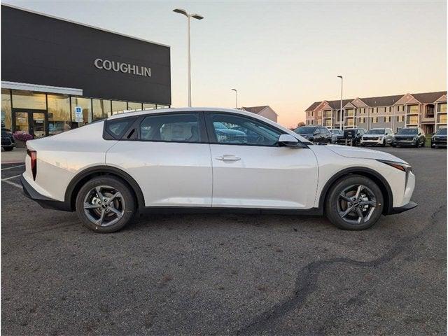 new 2025 Kia K4 car, priced at $22,522