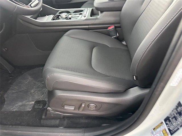 new 2025 Kia Carnival Hybrid car, priced at $53,120