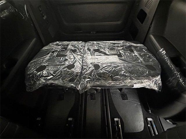 new 2025 Kia Carnival Hybrid car, priced at $51,558