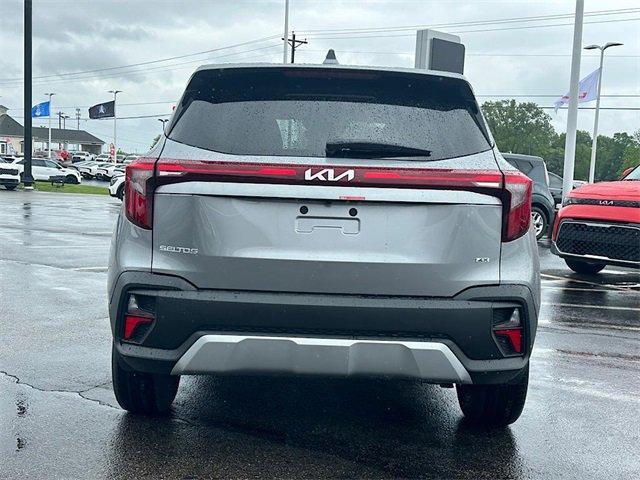 new 2025 Kia Seltos car, priced at $25,629