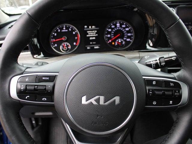 new 2024 Kia K5 car, priced at $30,421