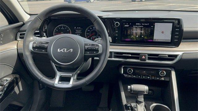 new 2024 Kia K5 car, priced at $31,421