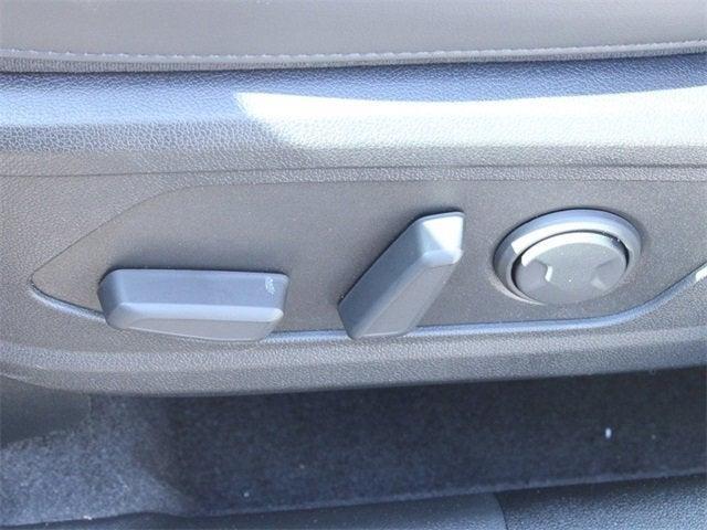 new 2025 Kia Sorento car, priced at $32,785