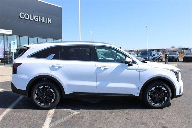 new 2025 Kia Sorento car, priced at $32,785