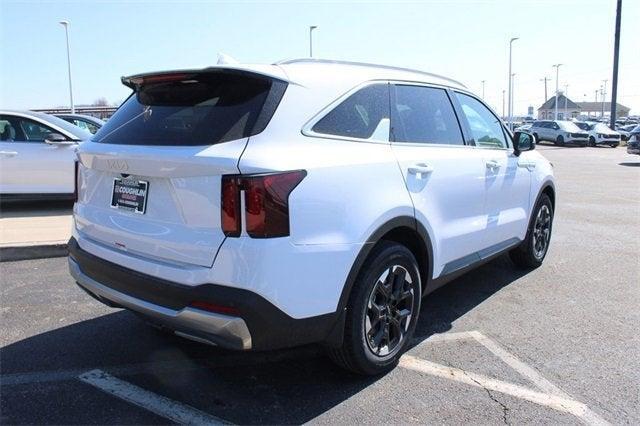 new 2025 Kia Sorento car, priced at $32,785