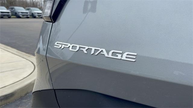 new 2024 Kia Sportage Hybrid car, priced at $29,756