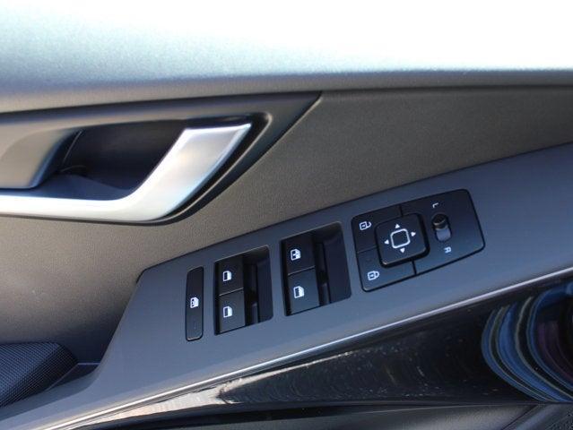 new 2025 Kia Niro car, priced at $28,724
