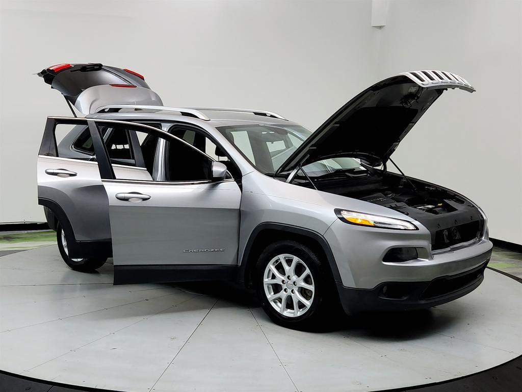 used 2017 Jeep Cherokee car, priced at $7,495
