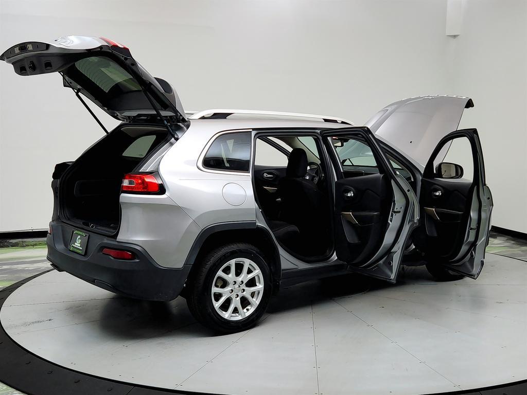 used 2017 Jeep Cherokee car, priced at $7,495