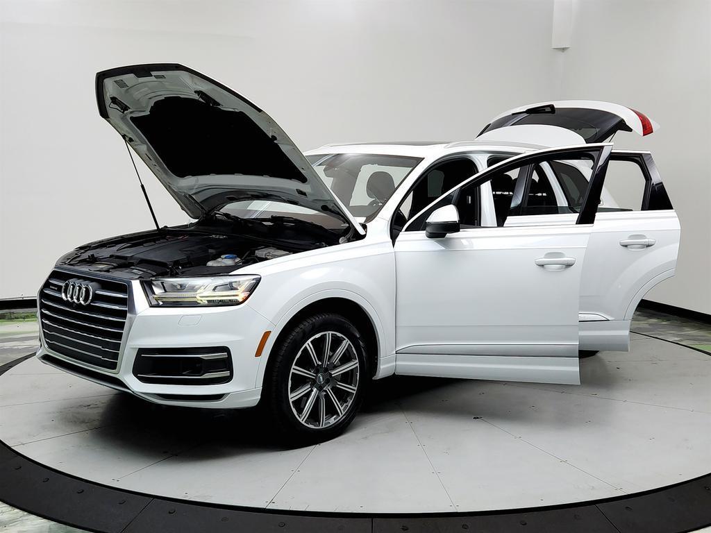 used 2017 Audi Q7 car, priced at $14,395