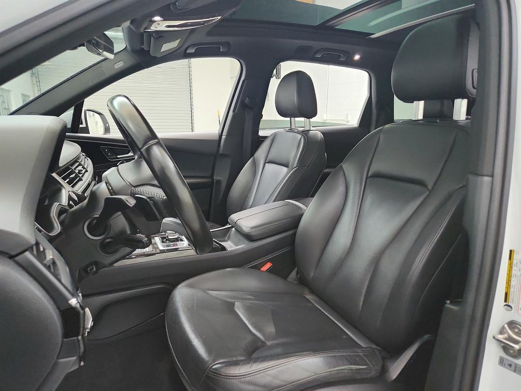 used 2017 Audi Q7 car, priced at $14,395