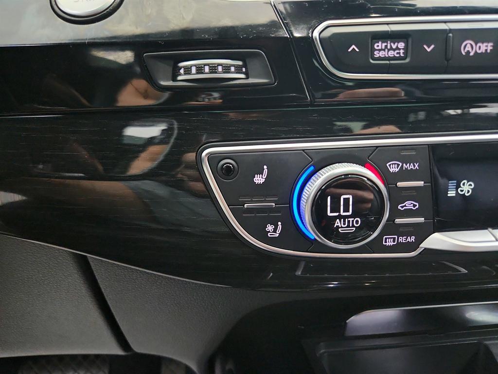 used 2017 Audi Q7 car, priced at $14,395