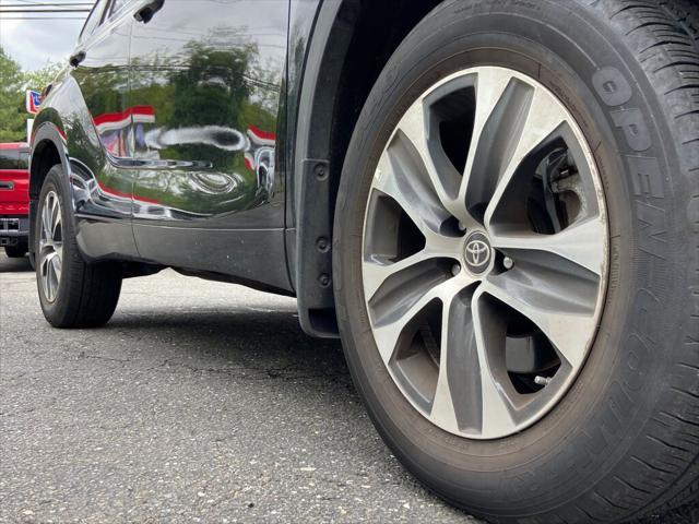 used 2024 Toyota Highlander car, priced at $46,791