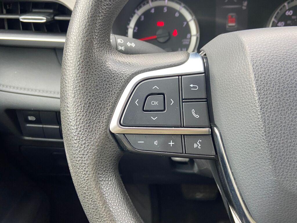 used 2021 Toyota Highlander car, priced at $23,991