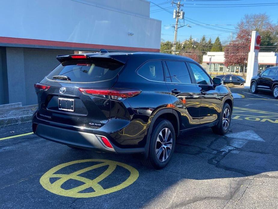 used 2024 Toyota Highlander car, priced at $44,791