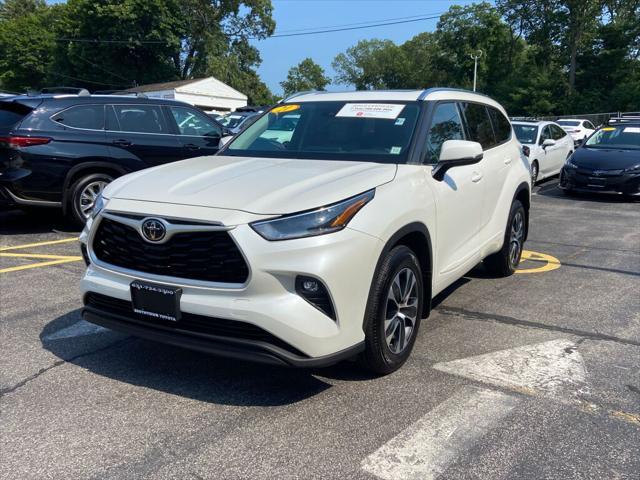 used 2021 Toyota Highlander car, priced at $31,491