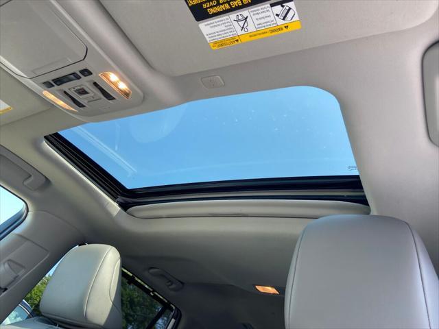 used 2021 Toyota Highlander car, priced at $31,491