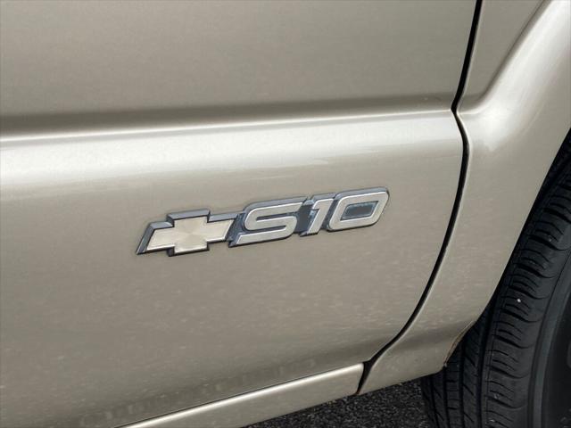 used 2001 Chevrolet S-10 car, priced at $13,991