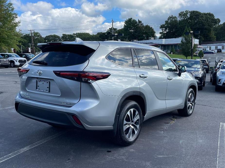 used 2024 Toyota Highlander car, priced at $44,791