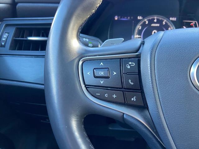 used 2023 Lexus ES 350 car, priced at $34,595