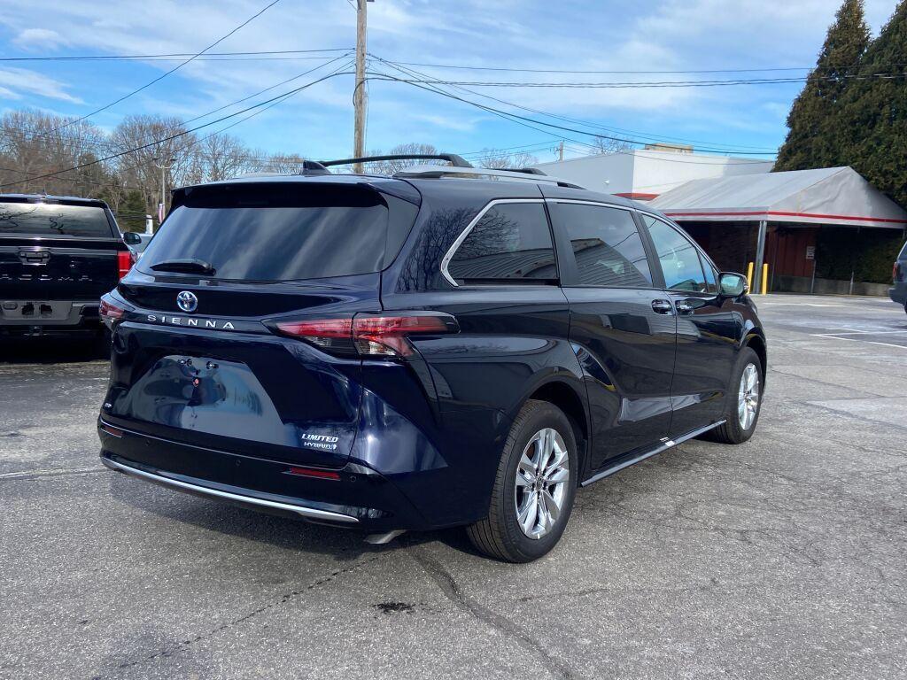 used 2024 Toyota Sienna car, priced at $61,791